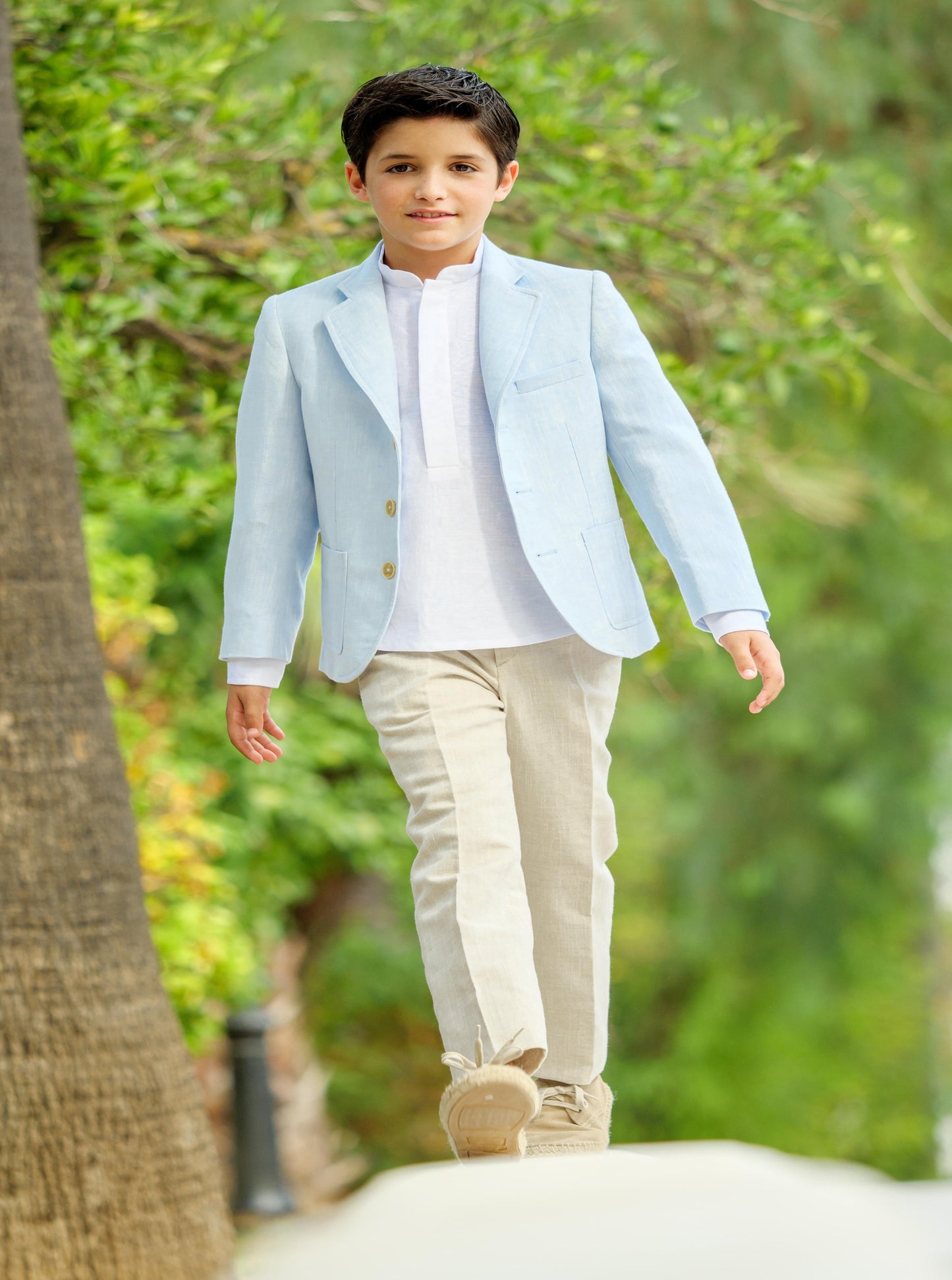 Traje comunión niño con capelina. Varones 2024