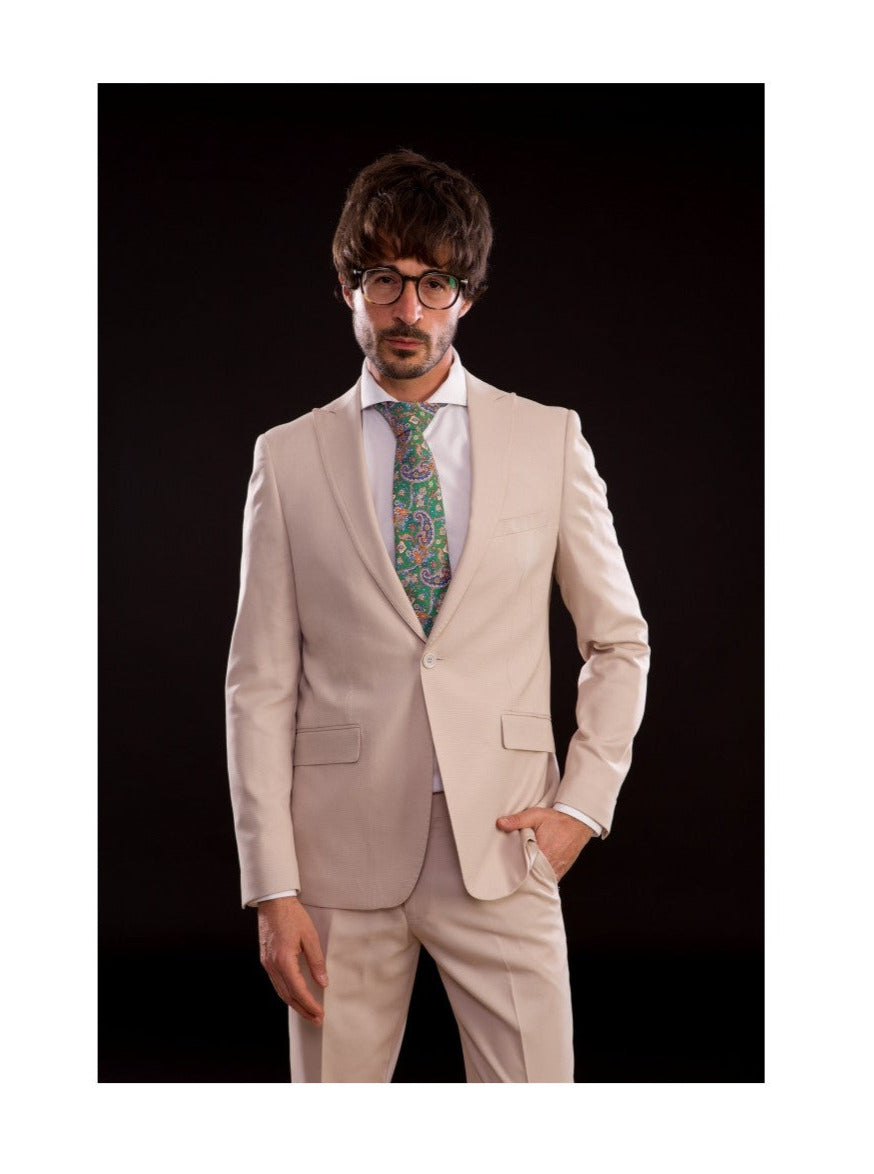 Traje caballero Crema