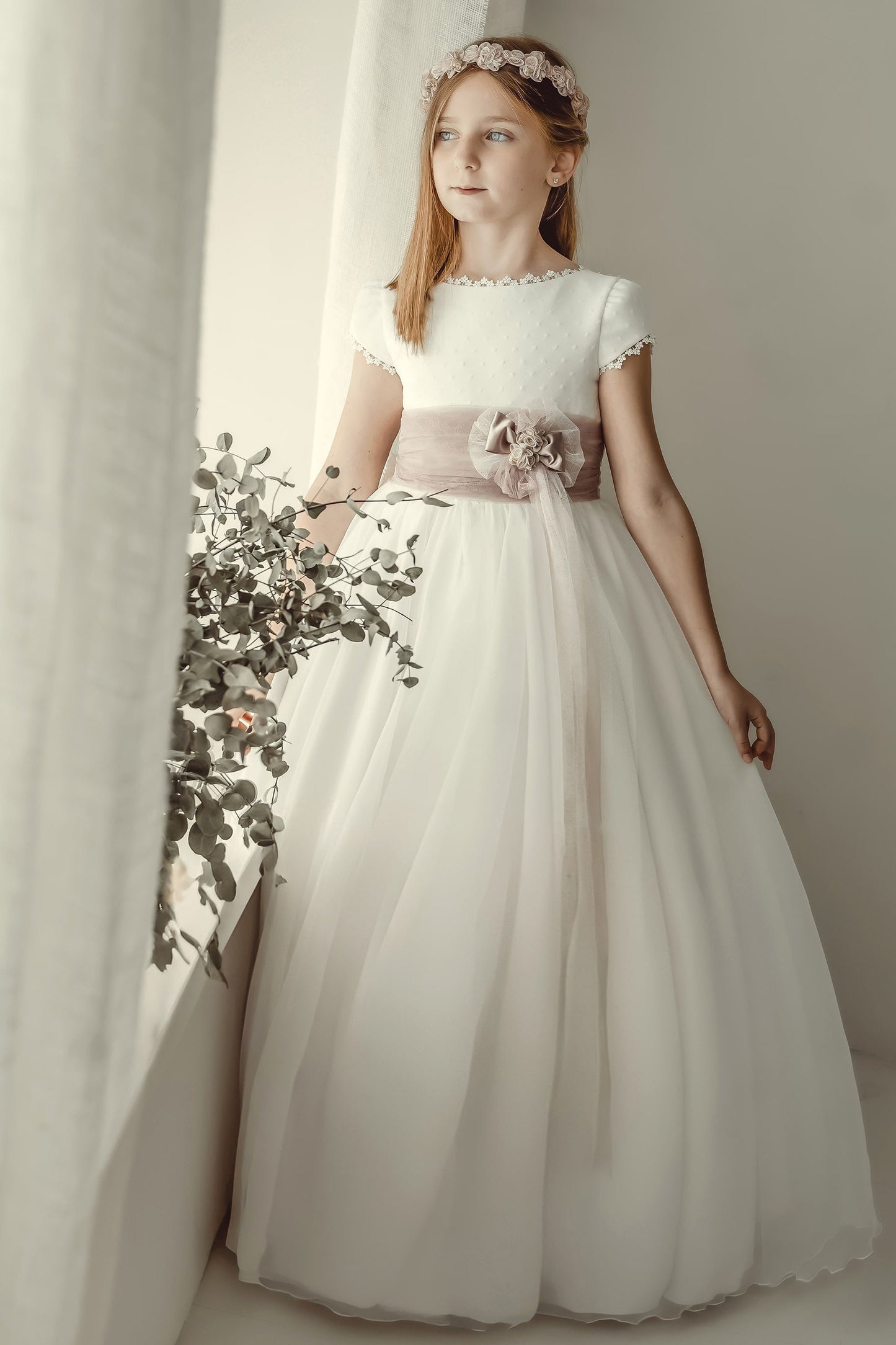 Vestido de comunión lazada rosa