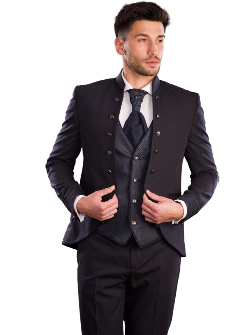 Tabarca groom suit