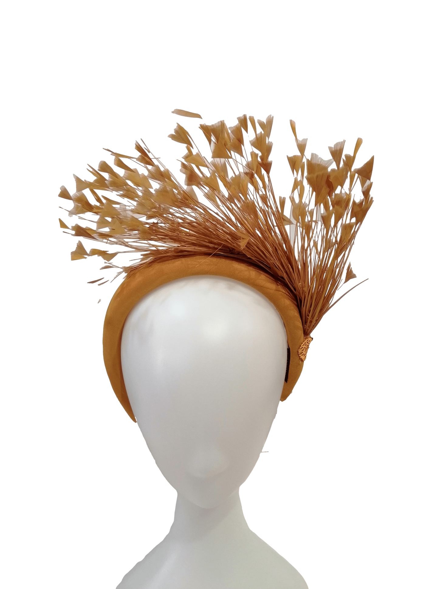 Diadema con plumas mostaza