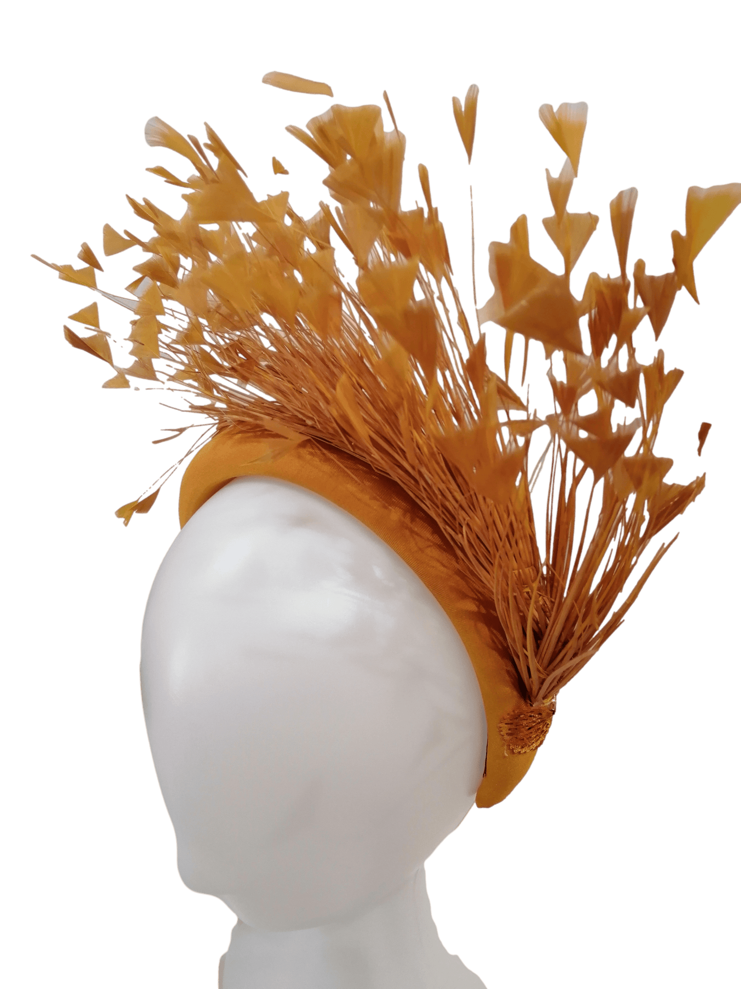 Diadema con plumas mostaza