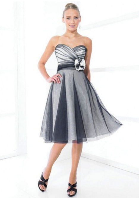 Vestido corto de fiesta de tul