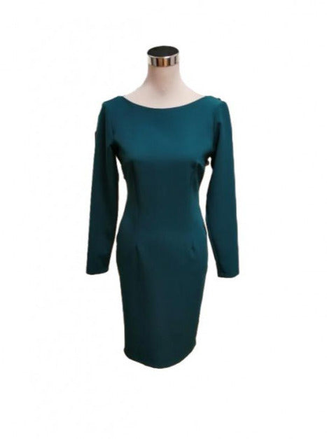 Vestido de fiesta corto esplada descubierta