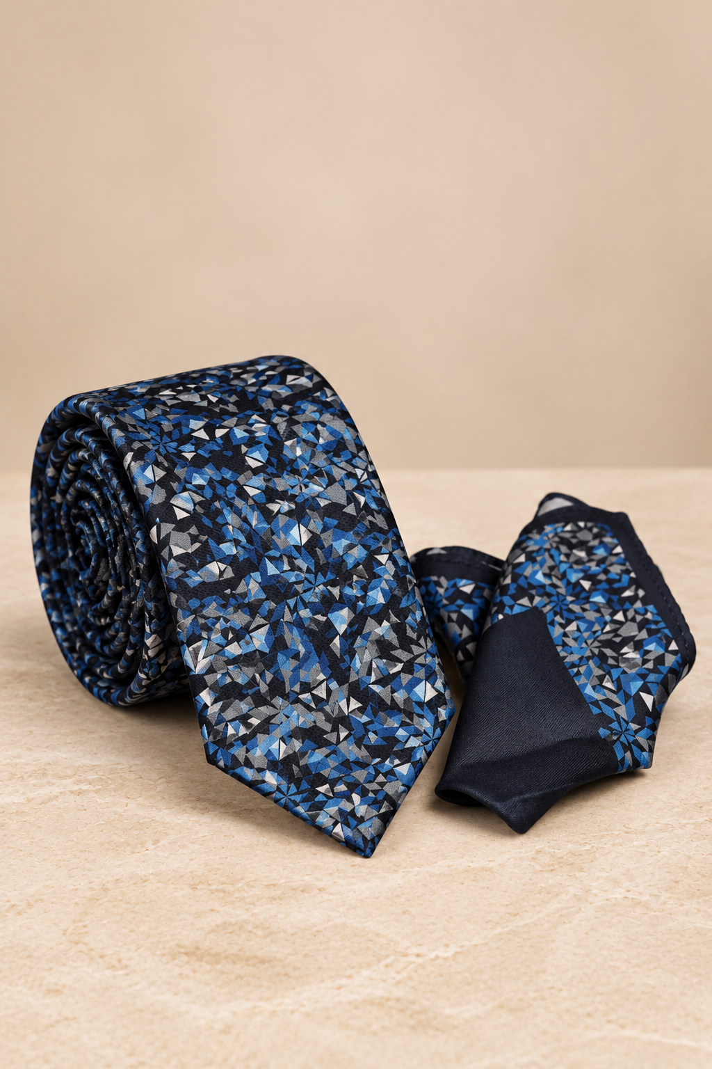 Conjunto de corbata y pañuelo azul estampado para hombre