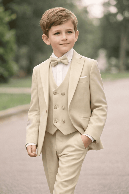 Traje de niño ceremonia beige