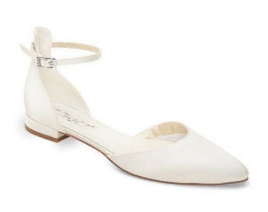 Zapato de novia con tacón de 1,7 cm.
