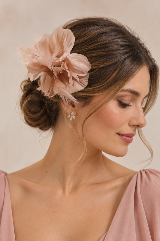 Tocado de Plumas Rosa Empolvado