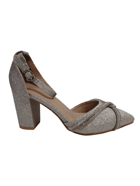 Closed toe sandal silver