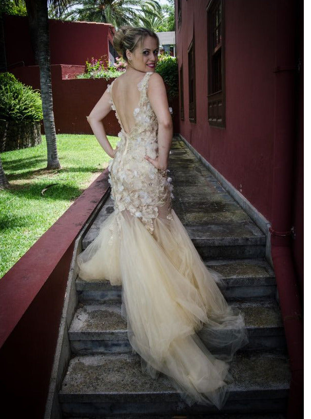 Vestido de gala dorado