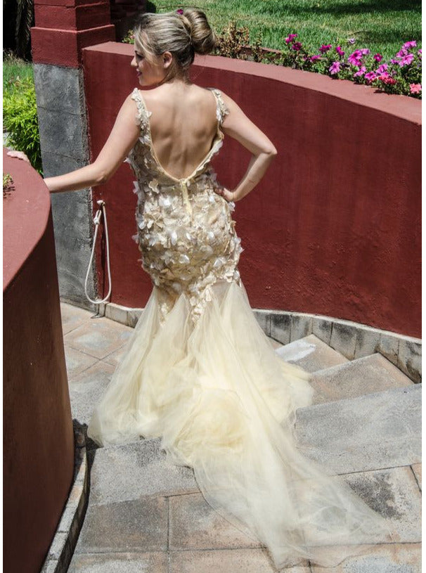 Vestido de gala dorado